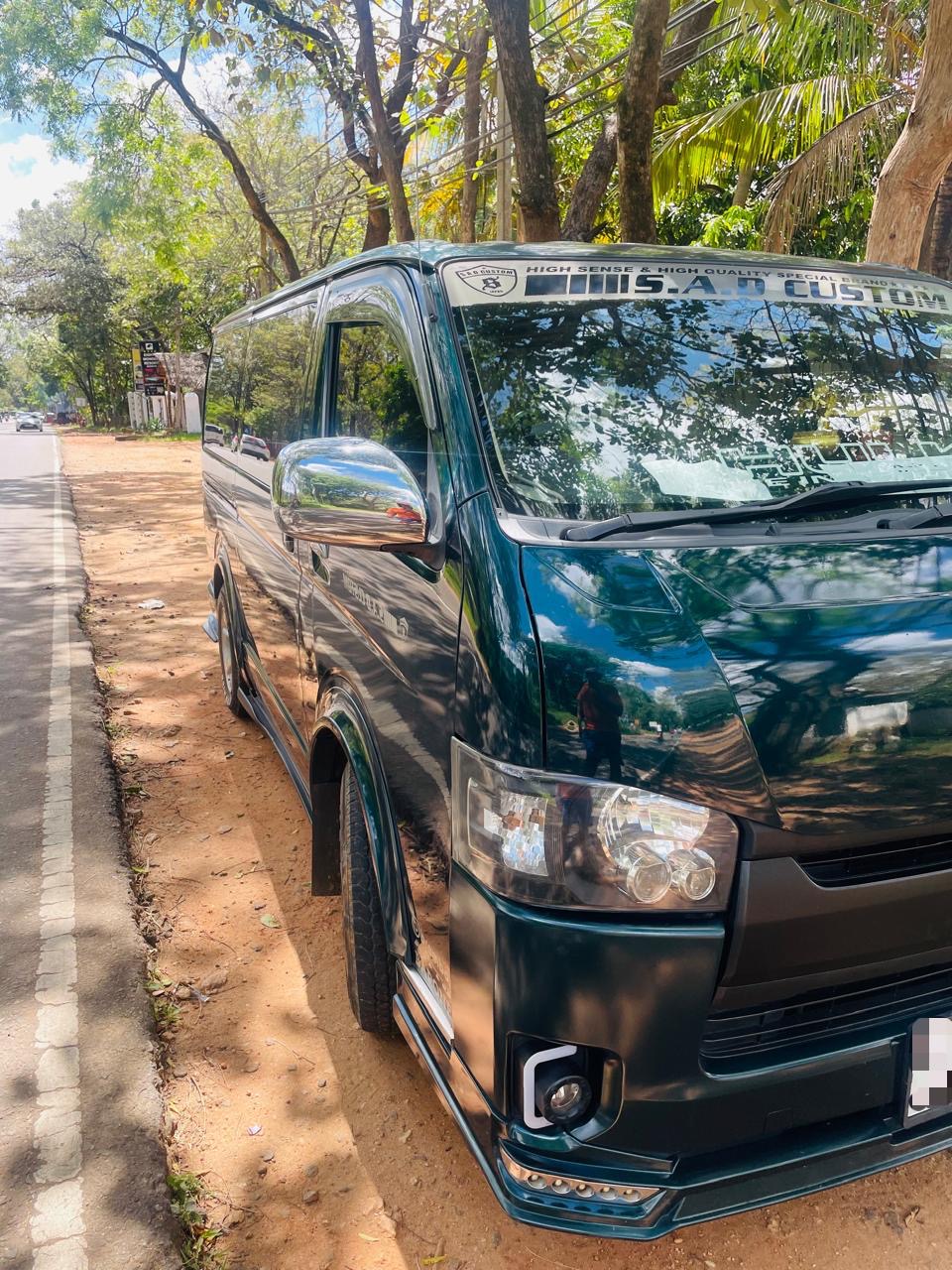 Toyota Hiace 2007 - Used Van sale in Sri Lanka - patpat.lk