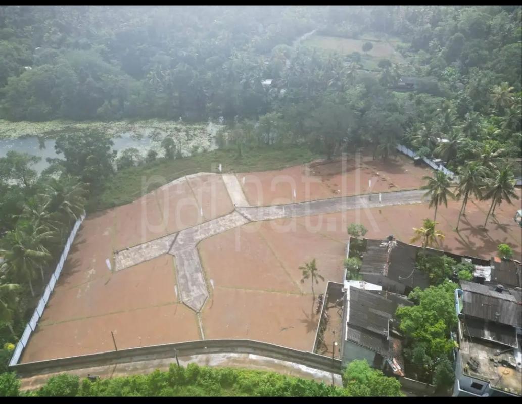 Residential Land for Sale in Bandaragama