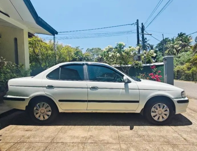 Nissan Sunny 2000 - Used Car sale in Sri Lanka - patpat.lk