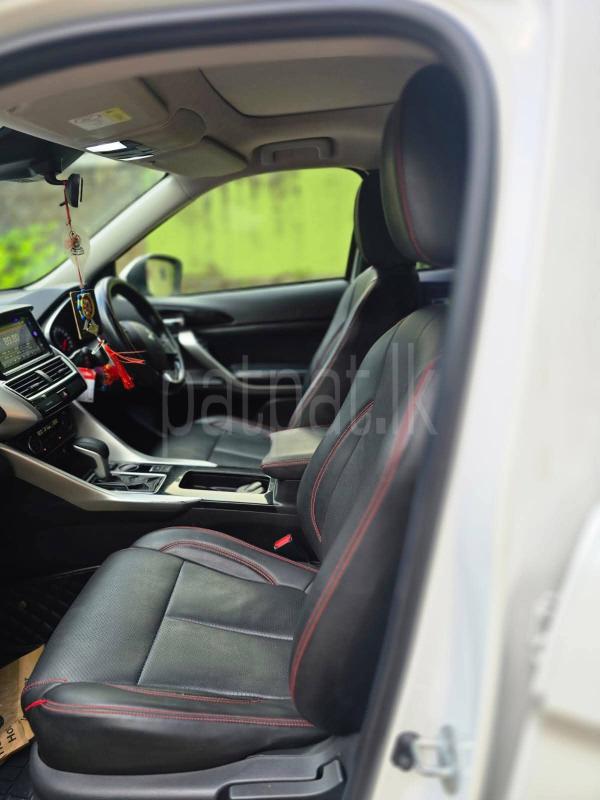 Mitsubishi ECLIPE 2019 - பயன்படுத்தப்பட்டது SUV sale in Sri Lanka - patpat.lk