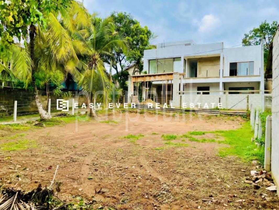 Residential Land for Sale in Kotte