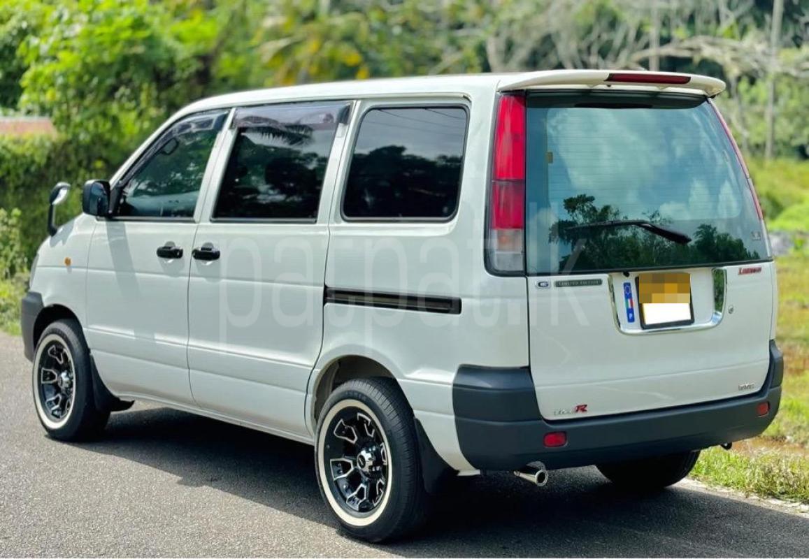 Advertisement image 3