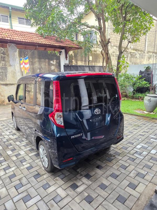 Toyota Roomy 2023 - சான்றளிக்கப்பட்டது கார் sale in Sri Lanka - patpat.lk