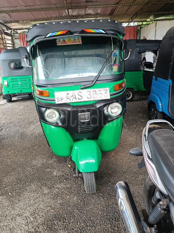 Bajaj 4 stroke 2014 - பயன்படுத்தப்பட்டது முச்சக்கர வண்டி sale in Sri Lanka - patpat.lk