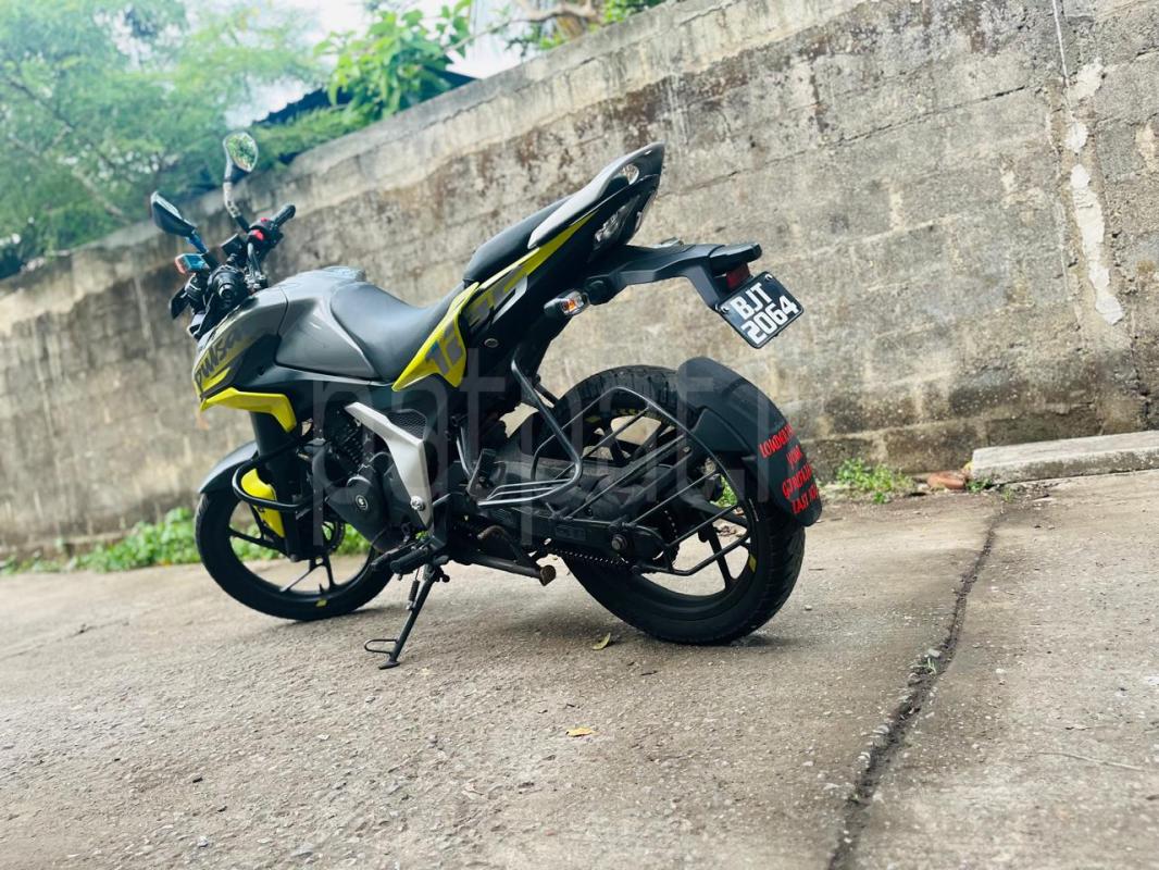 Bajaj Pulsar 2025 - Used Bike sale in Sri Lanka - patpat.lk