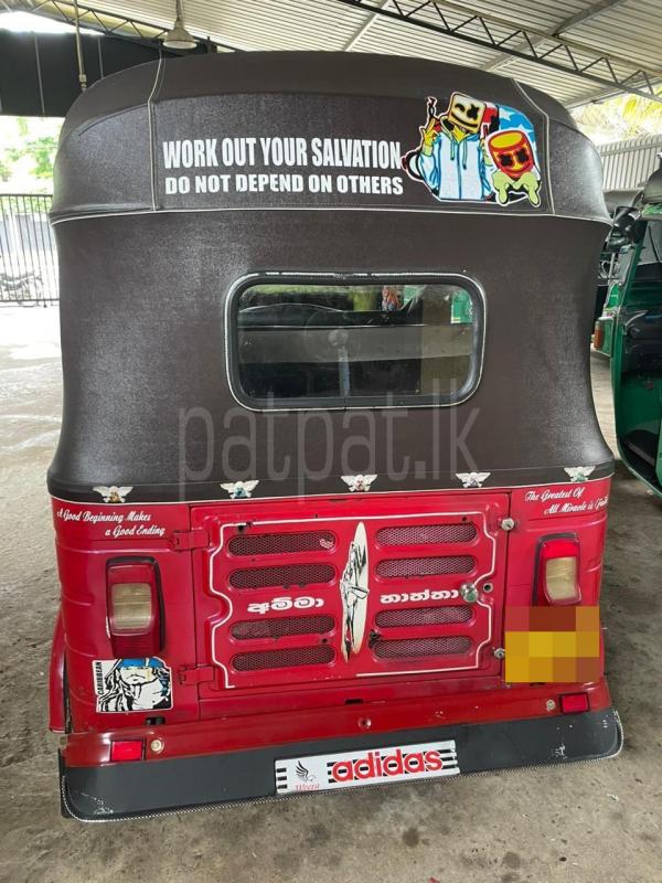 Bajaj Three Wheel 2015 - Used Three wheeler sale in Sri Lanka - patpat.lk