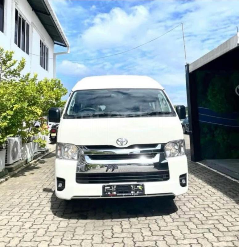 Toyota Hiace 2026 - சான்றளிக்கப்பட்டது வேன் sale in Sri Lanka - patpat.lk