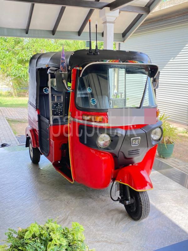 Bajaj 4 stroke 2018 - பயன்படுத்தப்பட்டது முச்சக்கர வண்டி sale in Sri Lanka - patpat.lk