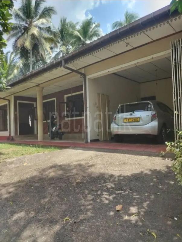 House for Sale in Gampaha ads-image-1