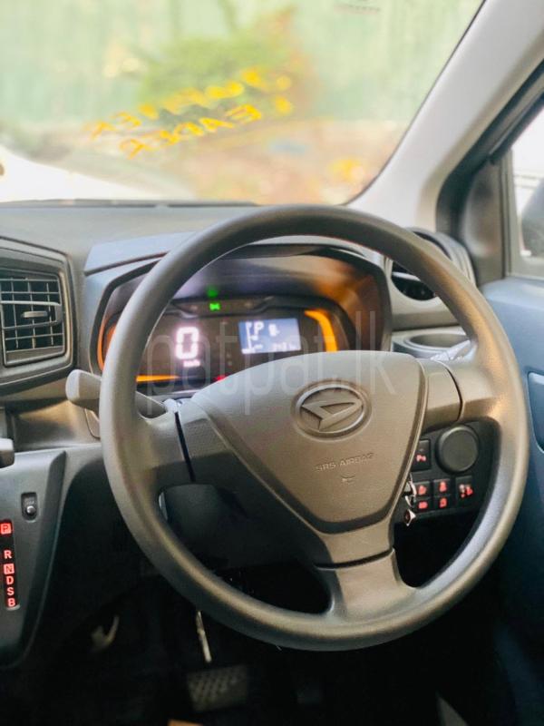 Advertisement image 6