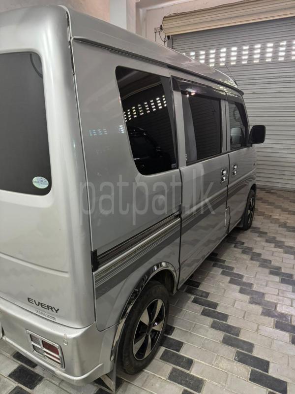 Advertisement image 3