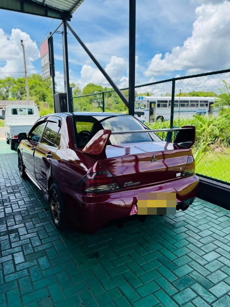 Mitsubishi Lancer 2002 - பயன்படுத்தப்பட்டது கார் sale in Sri Lanka - patpat.lk