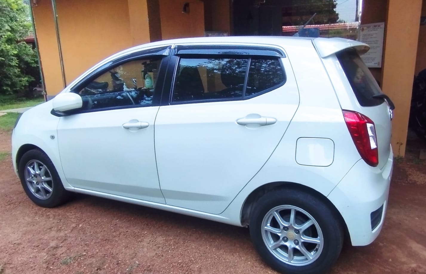 Perodua Axia 2016 - Used Car sale in Sri Lanka - patpat.lk