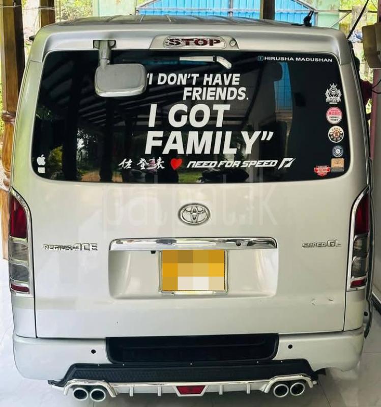 Toyota Hiace 2005 - Used Van sale in Sri Lanka - patpat.lk