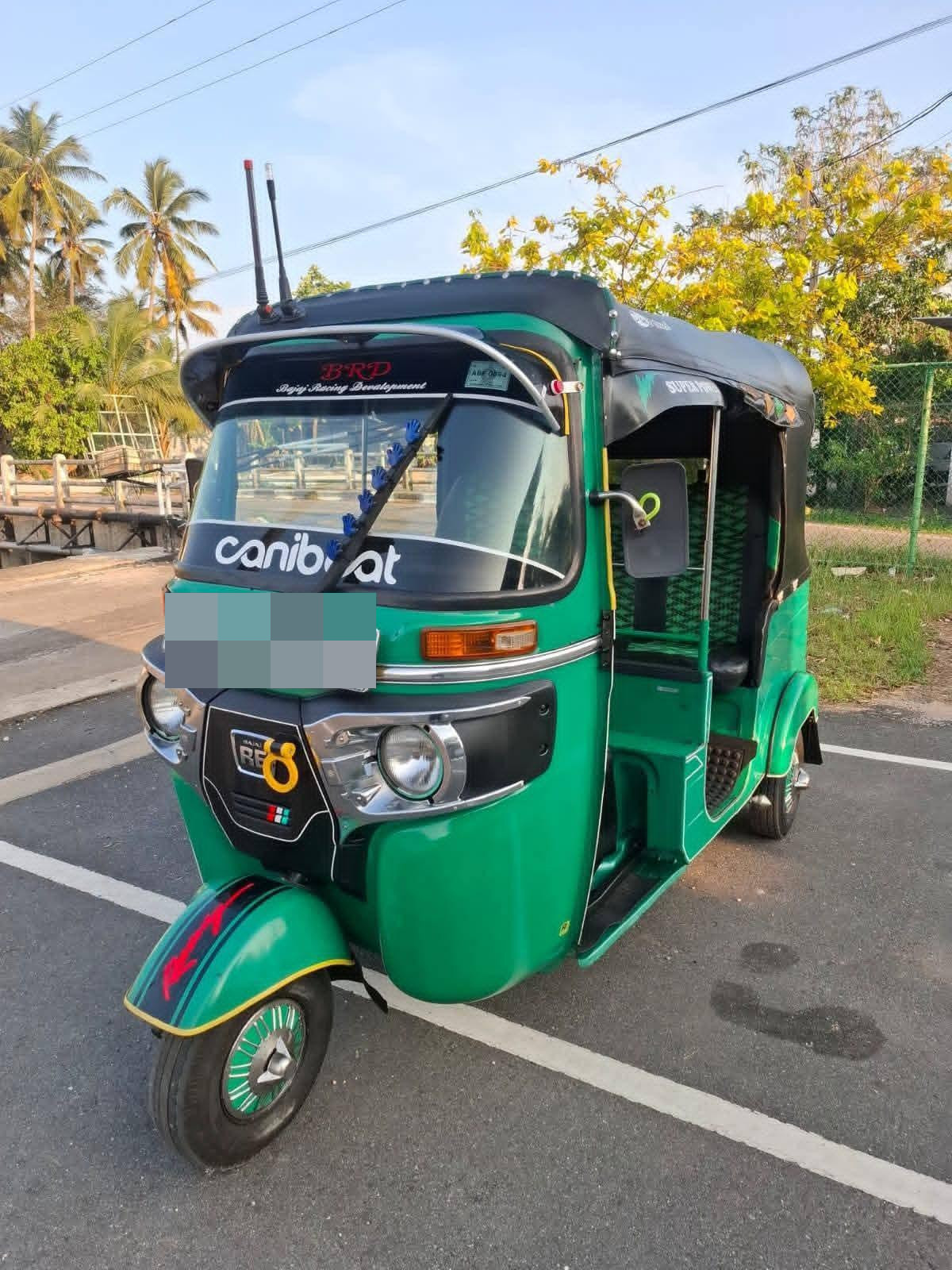 Bajaj Three Wheel 2015 - Used Three wheeler sale in Sri Lanka - patpat.lk