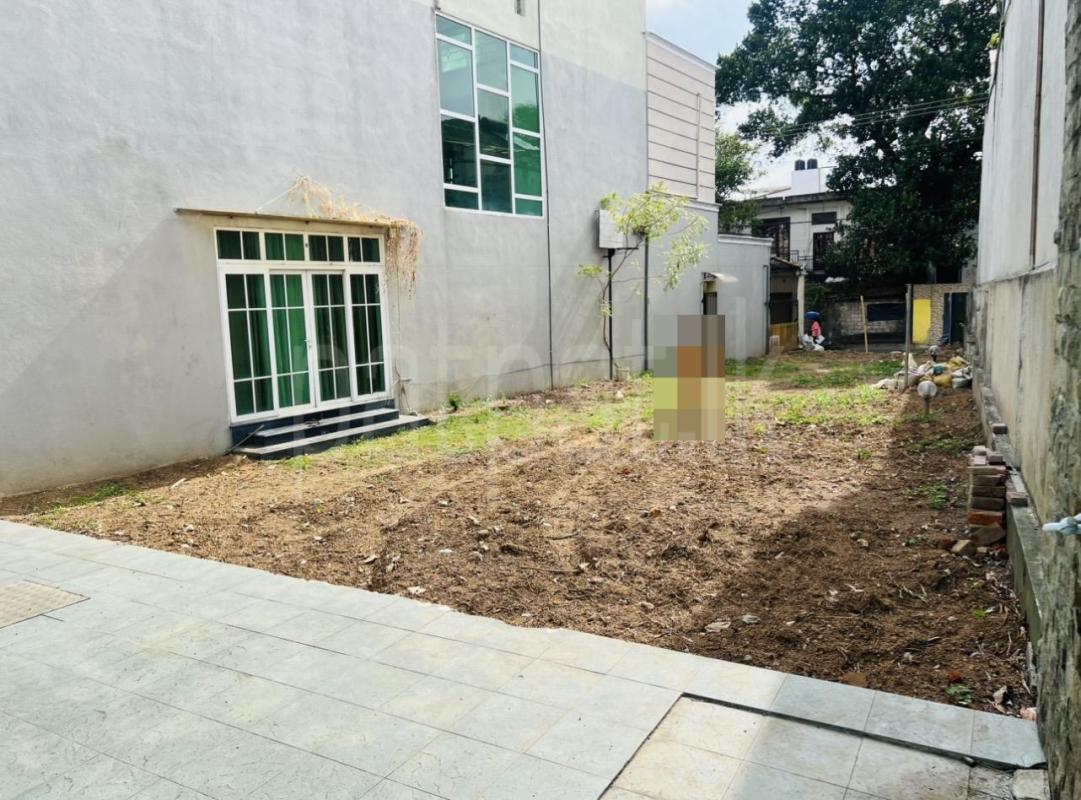 Residential Land for Sale in Kalubowila