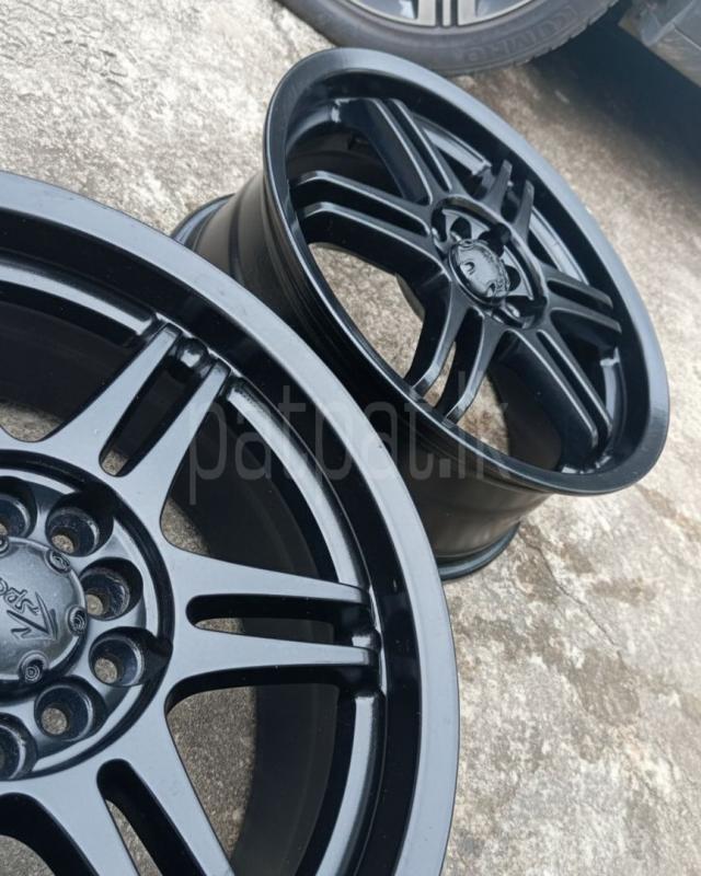Alloy wheels for sale. 17 Alloy wheels