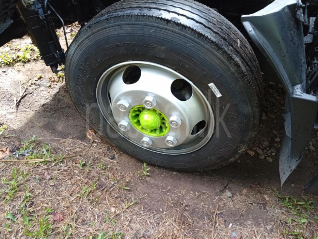 Advertisement image 6