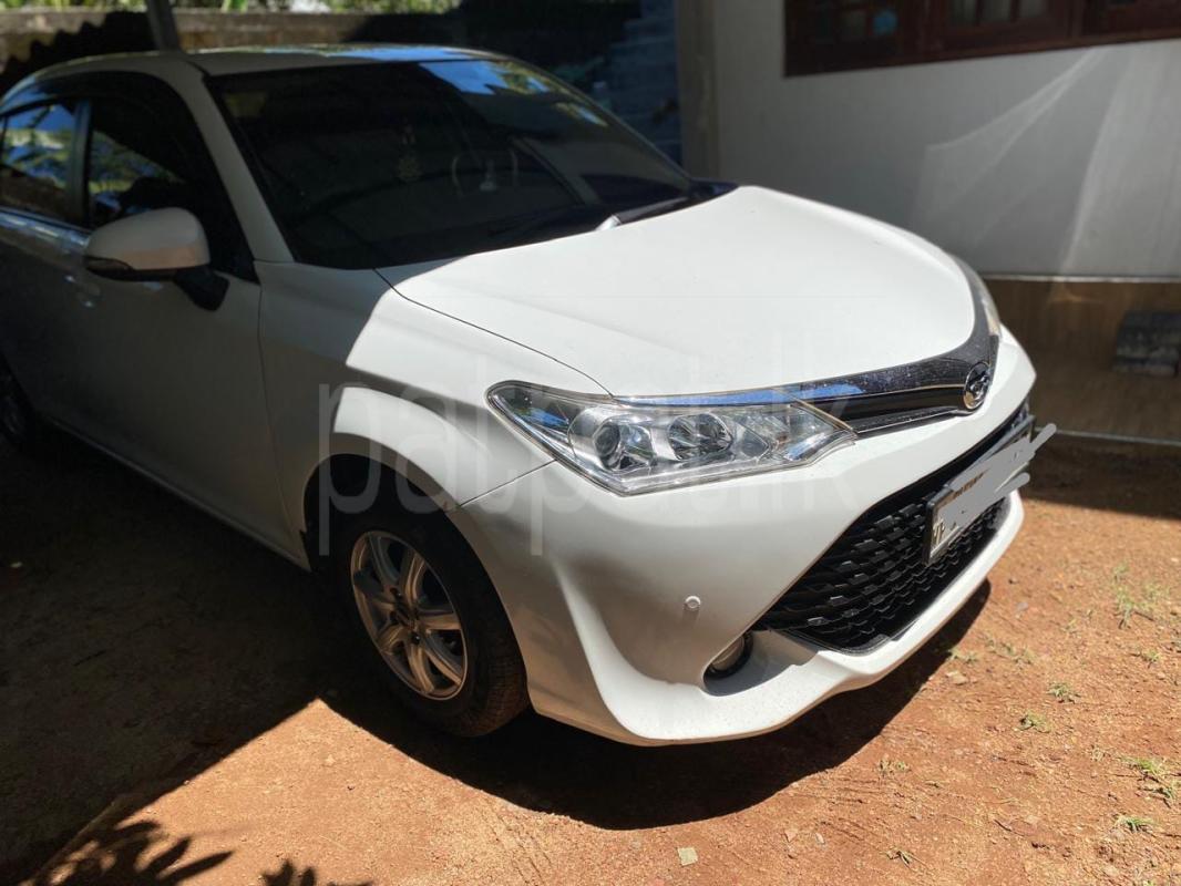 Toyota Axio 2017 - භාවිතා කරන ලද කාර් sale in Sri Lanka - patpat.lk