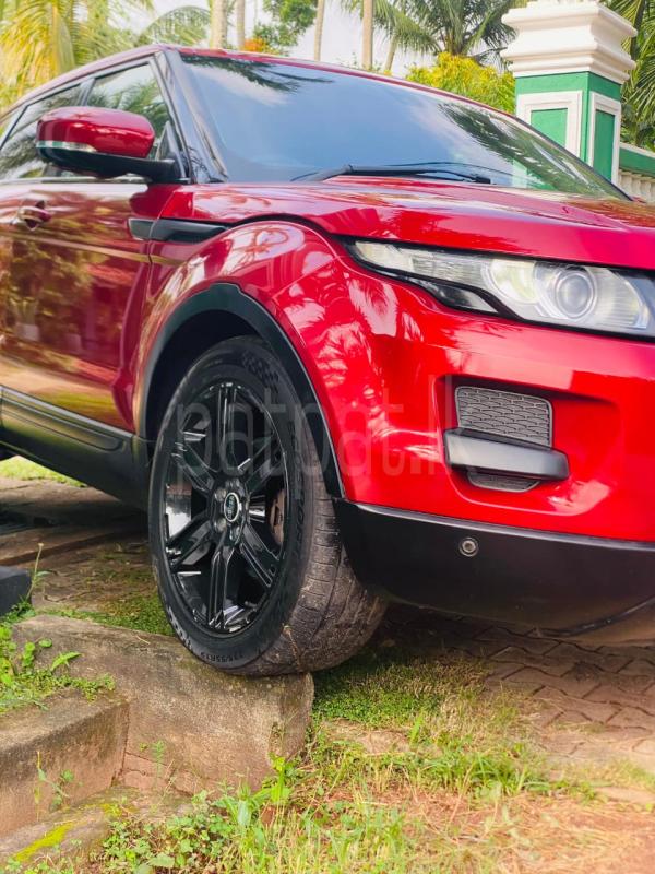 Range Rover Evoque 2011 - பயன்படுத்தப்பட்டது SUV sale in Sri Lanka - patpat.lk