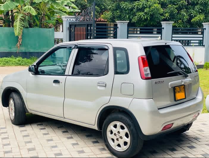Suzuki Swift 2001 - பயன்படுத்தப்பட்டது கார் sale in Sri Lanka - patpat.lk