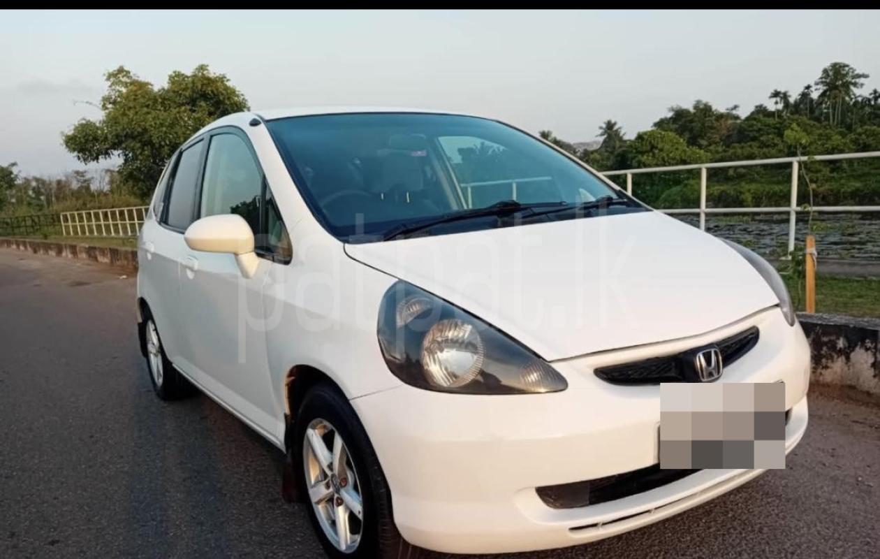 Honda Fit 2003 - பயன்படுத்தப்பட்டது கார் sale in Sri Lanka - patpat.lk