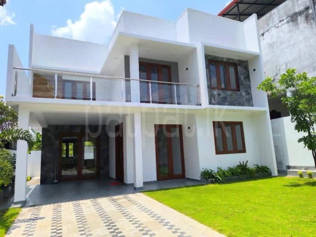 House for Sale in Athurugiriya ads-image-1