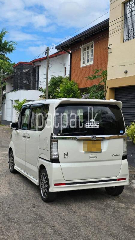 Advertisement image 3