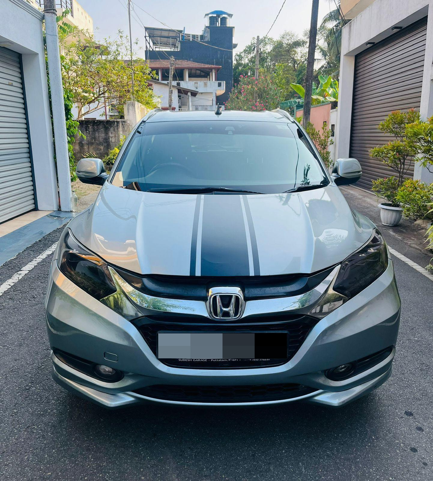 Honda Vezel 2014 - භාවිතා කරන ලද SUV රථය sale in Sri Lanka - patpat.lk