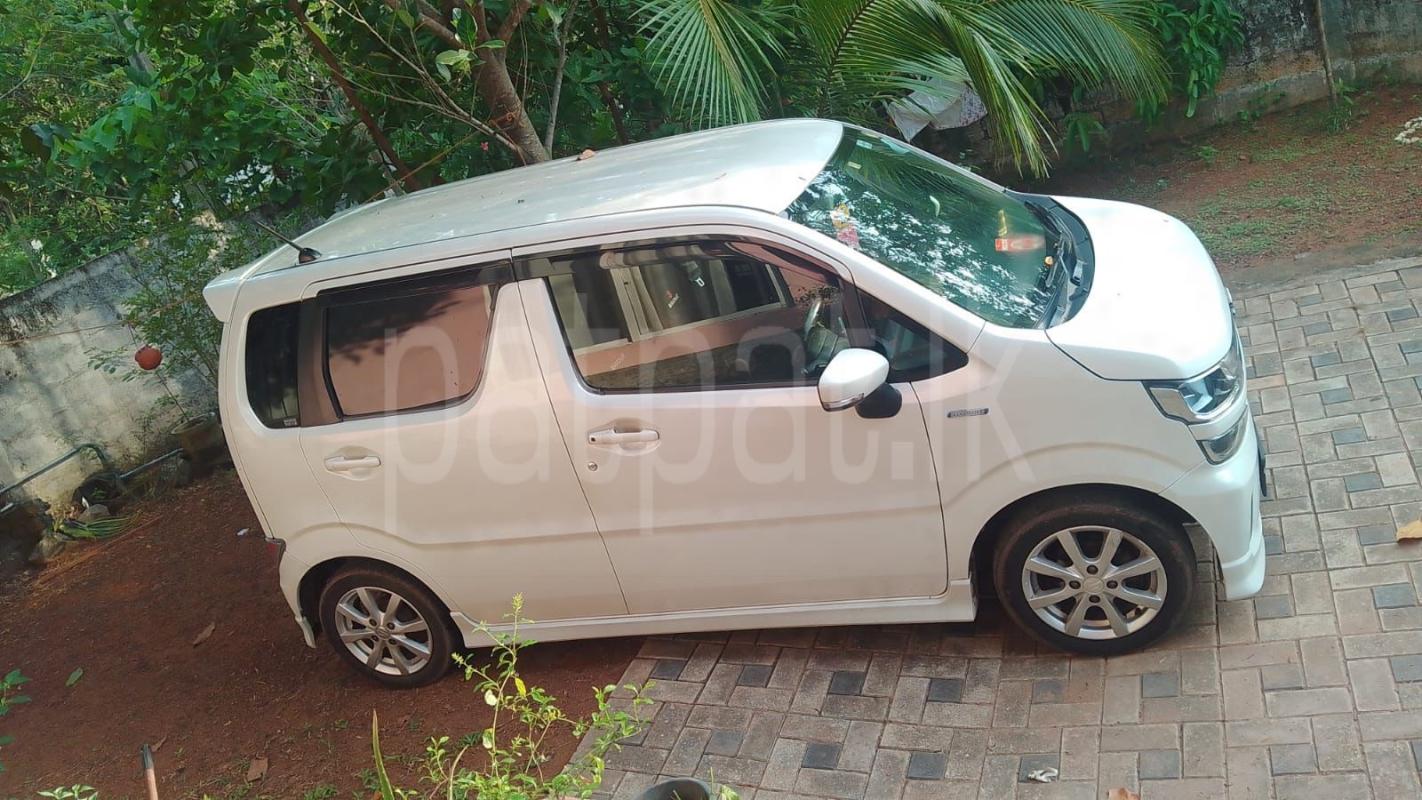 Suzuki Wagon R 2017 - பயன்படுத்தப்பட்டது கார் sale in Sri Lanka - patpat.lk