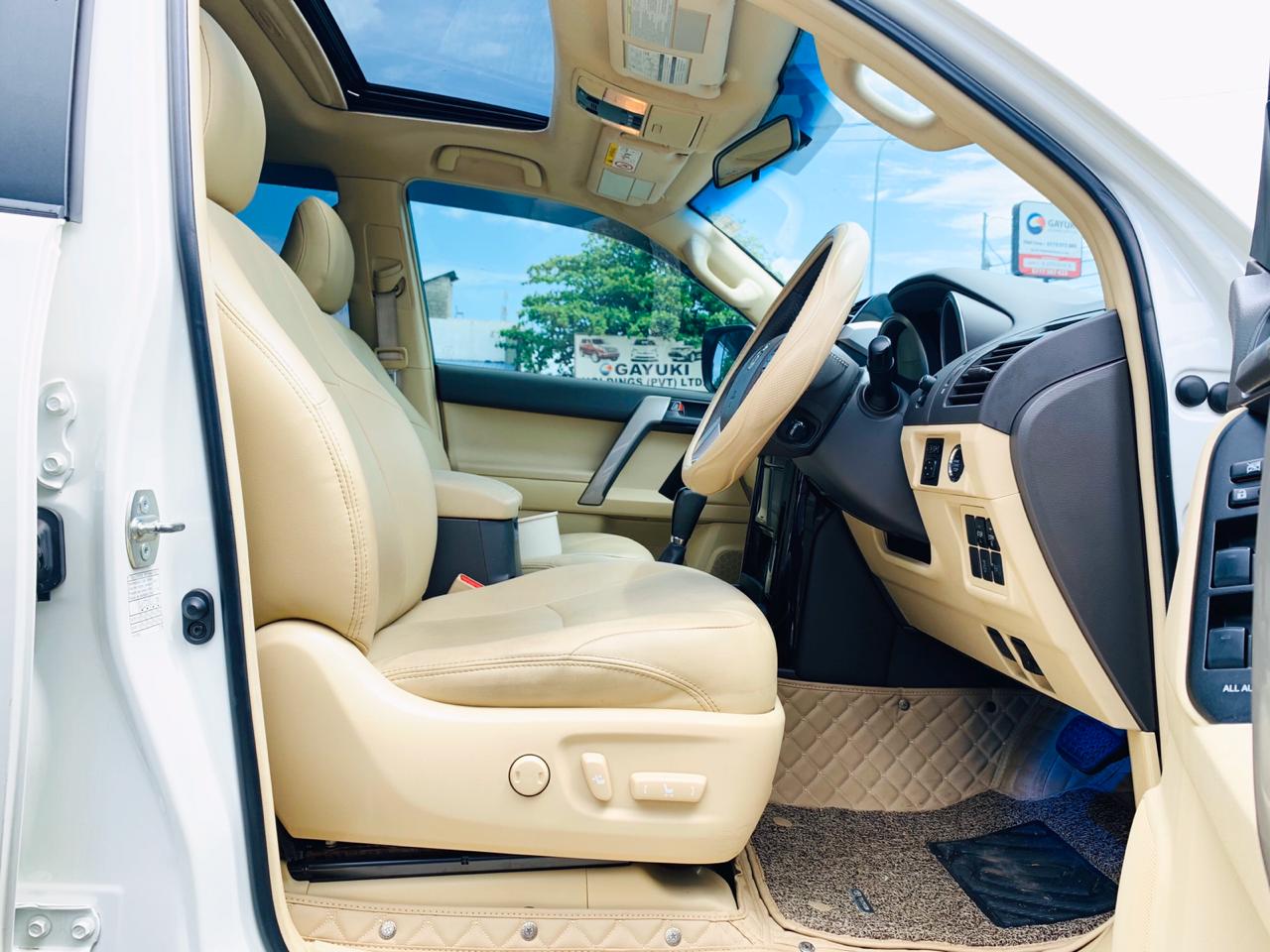 Toyota Land Cruiser Prado 2016 - Used SUV sale in Sri Lanka - patpat.lk