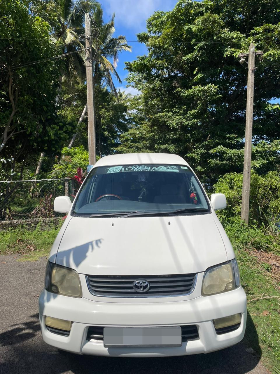 Toyota TownAce 1997 - பயன்படுத்தப்பட்டது வேன் sale in Sri Lanka - patpat.lk
