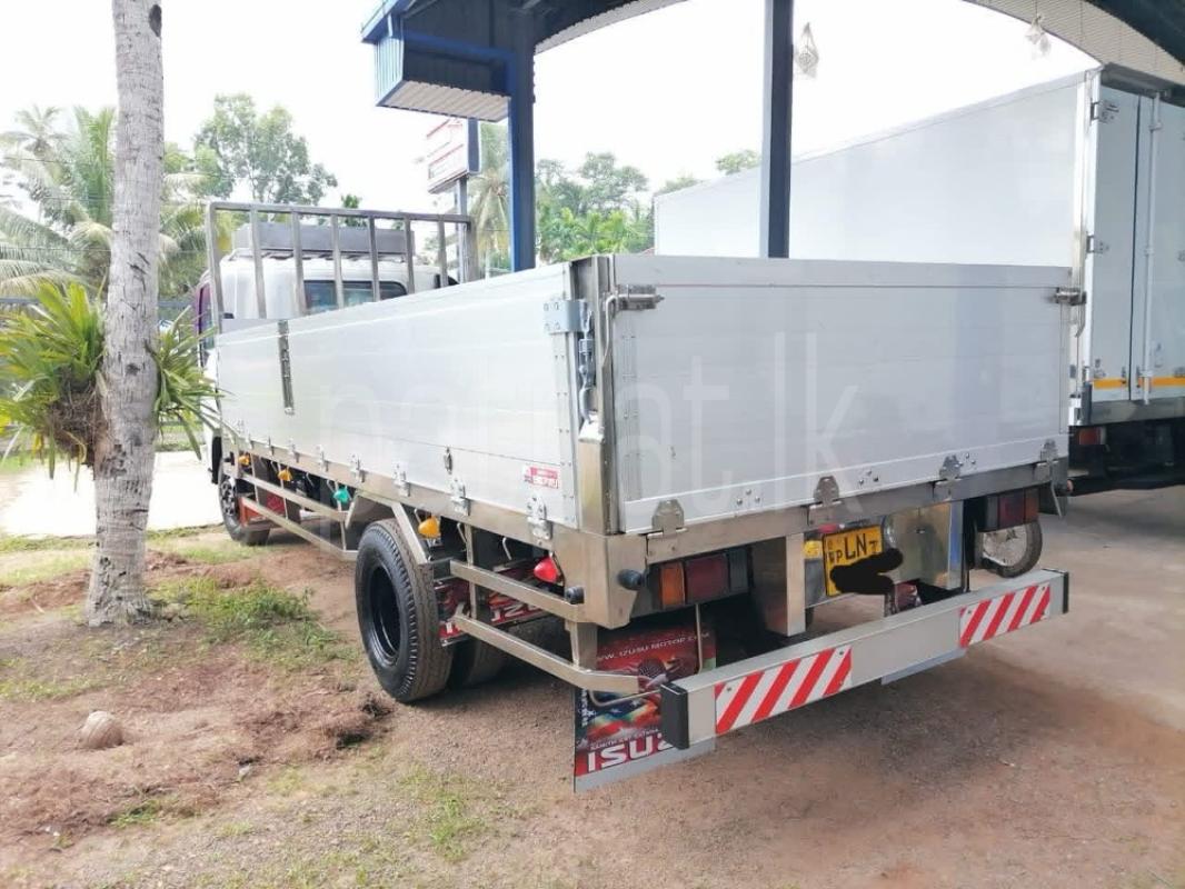 Advertisement image 4