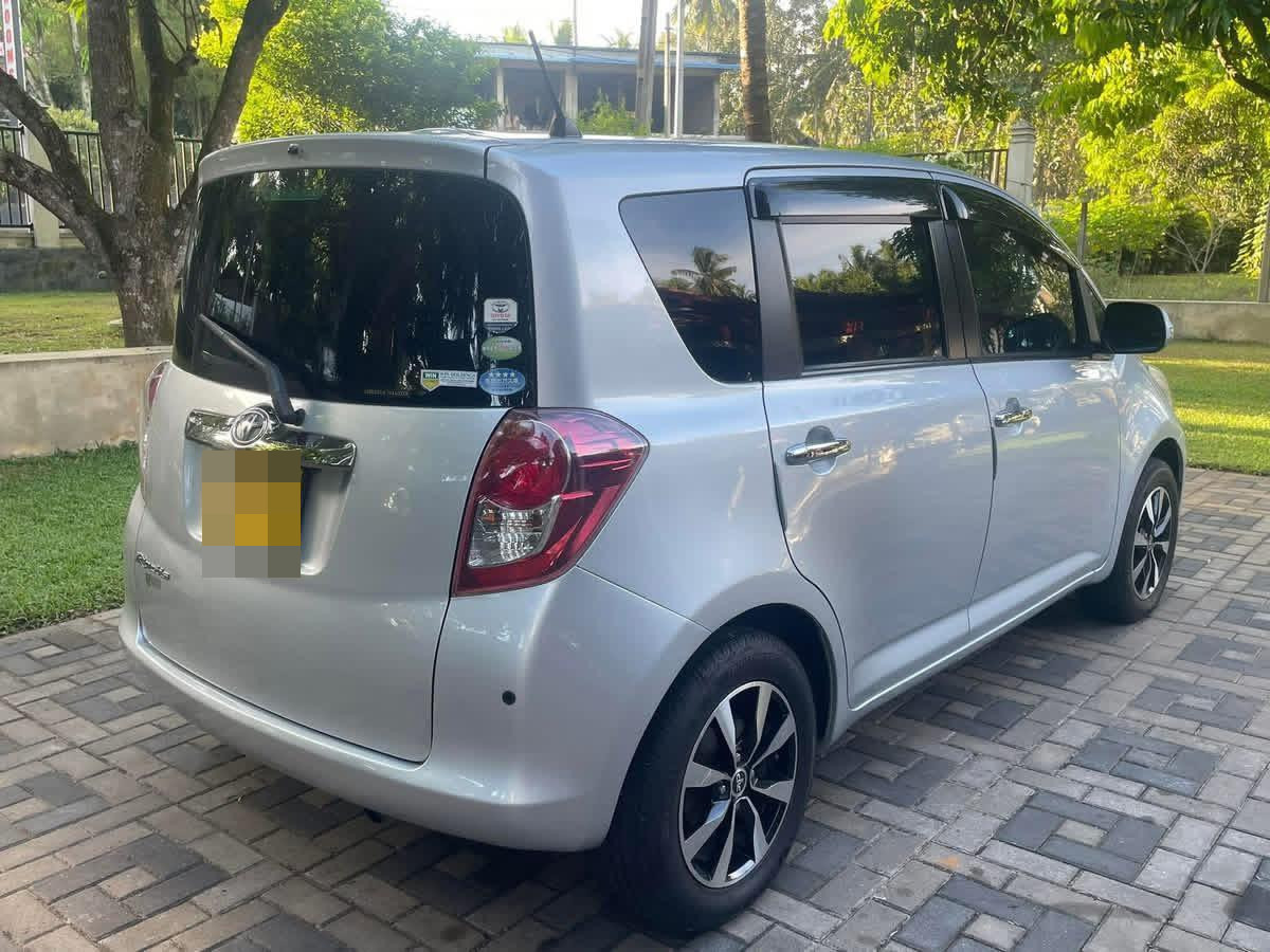 Toyota Ractis 2010 - Used Car sale in Sri Lanka - patpat.lk
