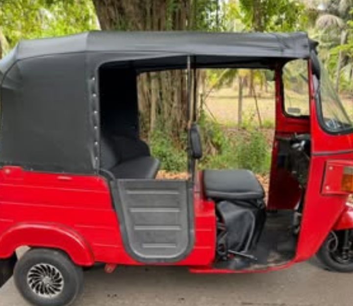 Bajaj Three Wheel 2013 - பயன்படுத்தப்பட்டது முச்சக்கர வண்டி sale in Sri Lanka - patpat.lk