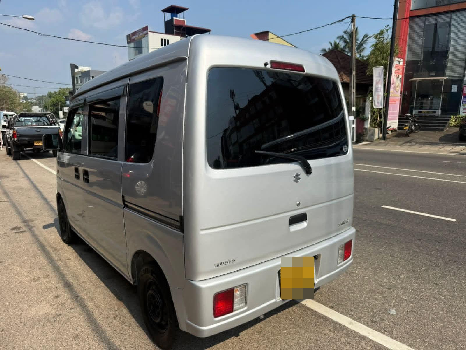 Suzuki Every 2014 - பயன்படுத்தப்பட்டது வேன் sale in Sri Lanka - patpat.lk