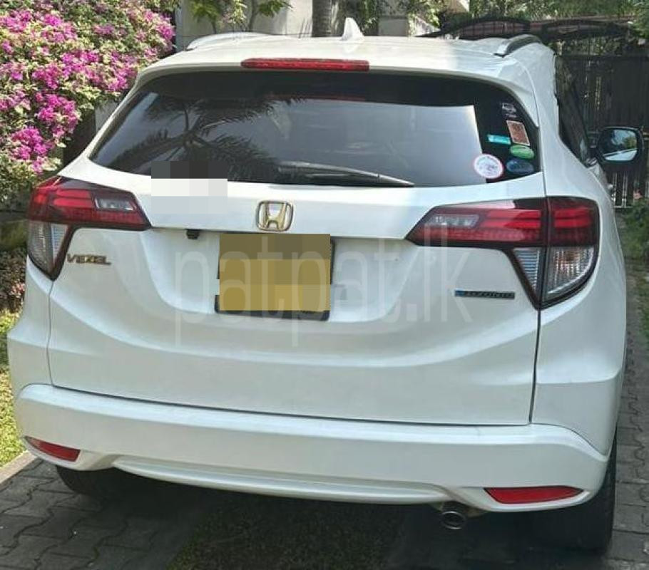 Honda Vezel 2014 - பயன்படுத்தப்பட்டது SUV sale in Sri Lanka - patpat.lk