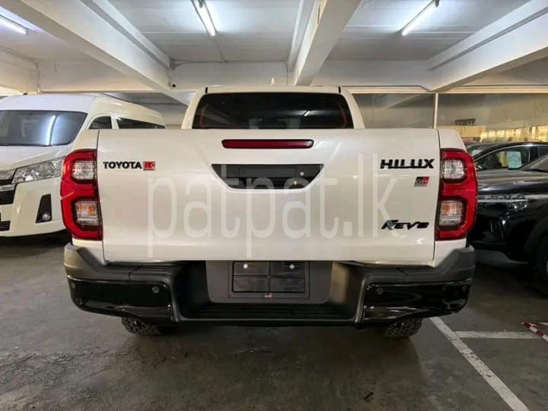 Advertisement image 4