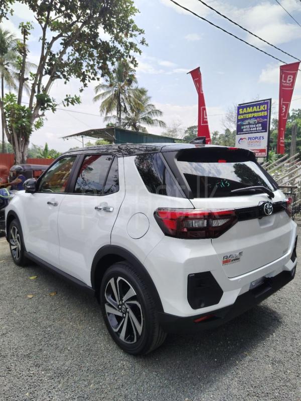 Advertisement image 4