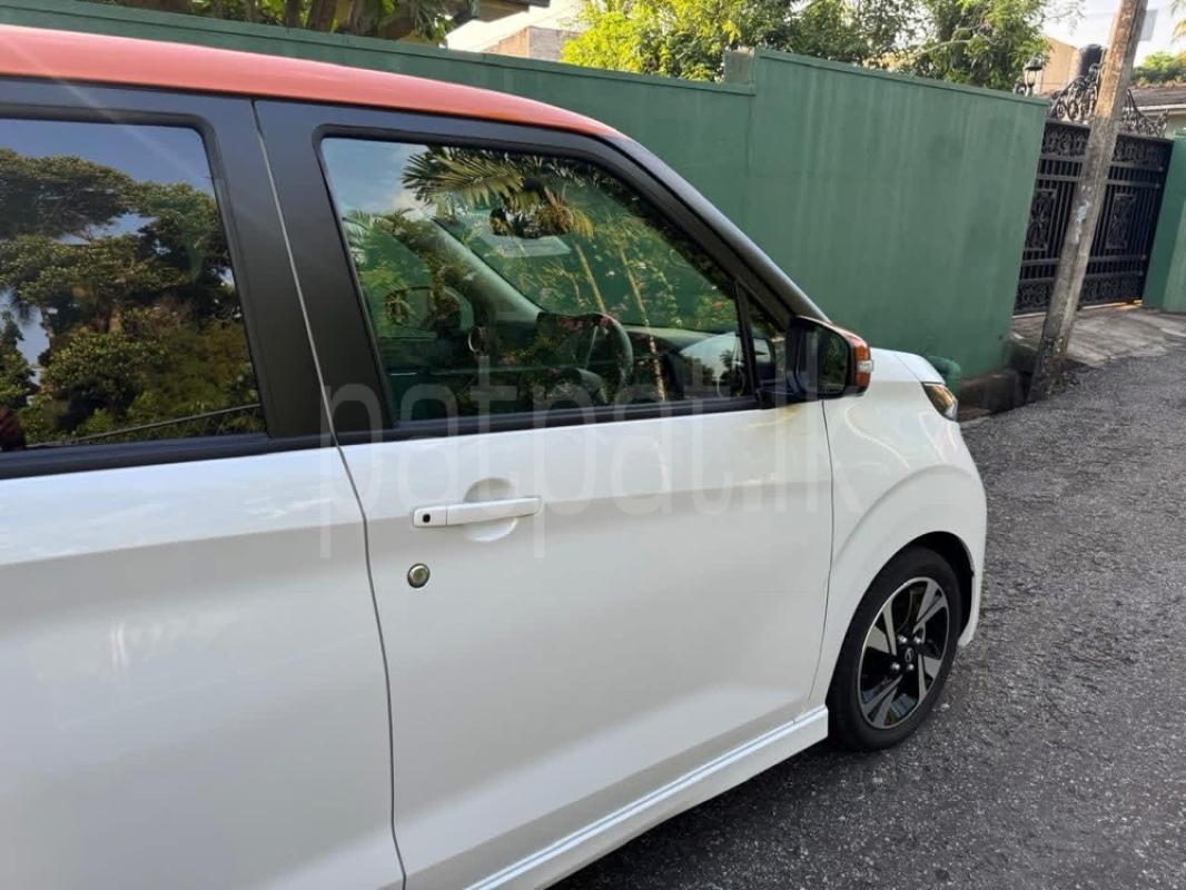 Advertisement image 6