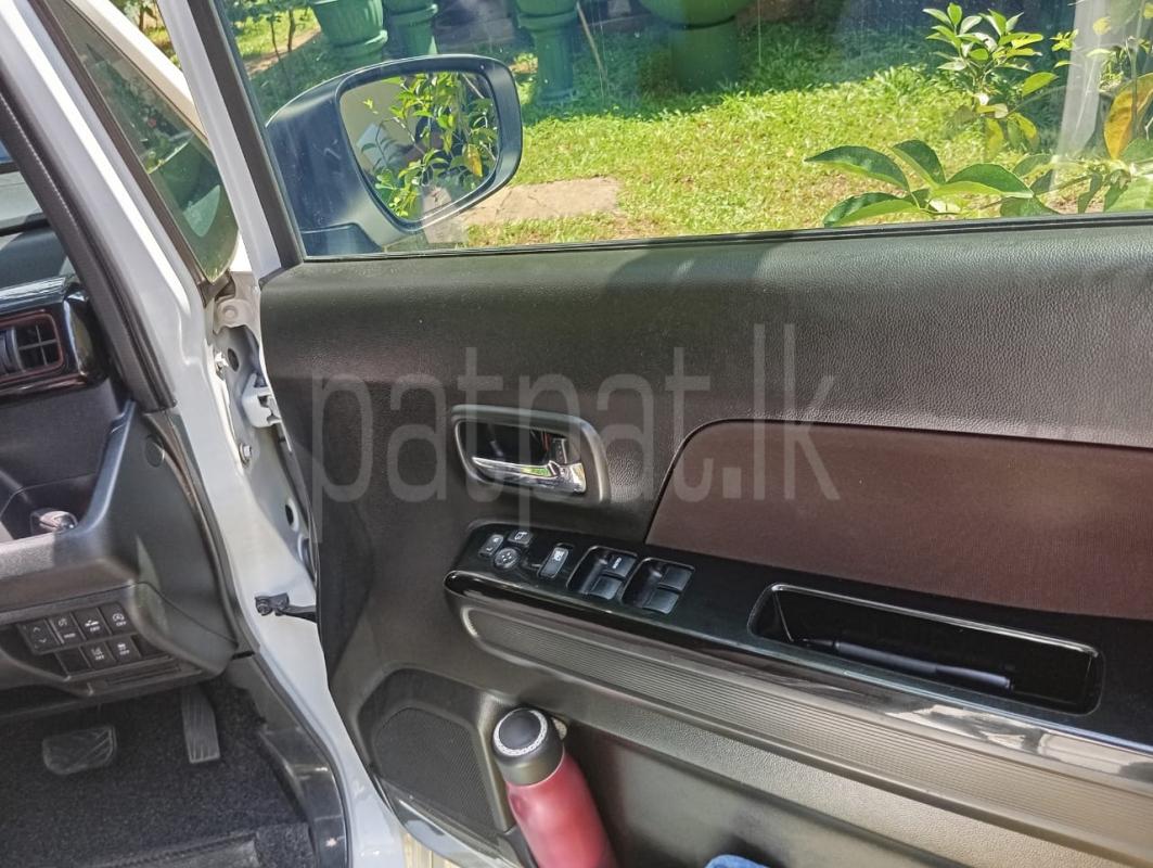 Advertisement image 6