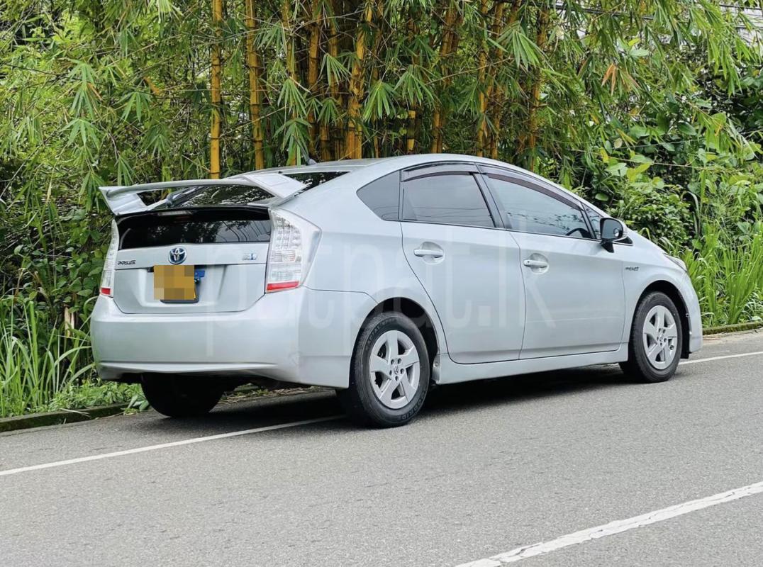 Toyota Prius 2012 - Used Car sale in Sri Lanka - patpat.lk