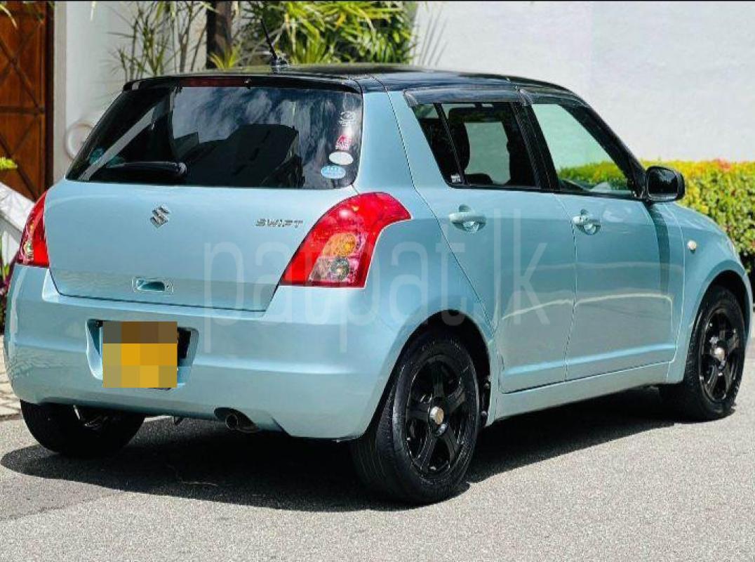 Advertisement image 4