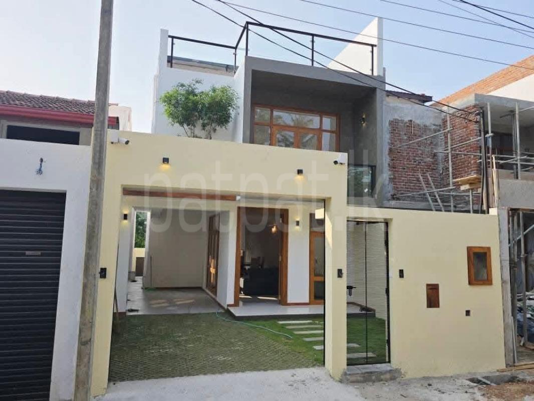 House for Sale in Pelawatta