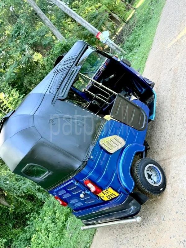 Bajaj Three Wheel 2013 - பயன்படுத்தப்பட்டது முச்சக்கர வண்டி sale in Sri Lanka - patpat.lk