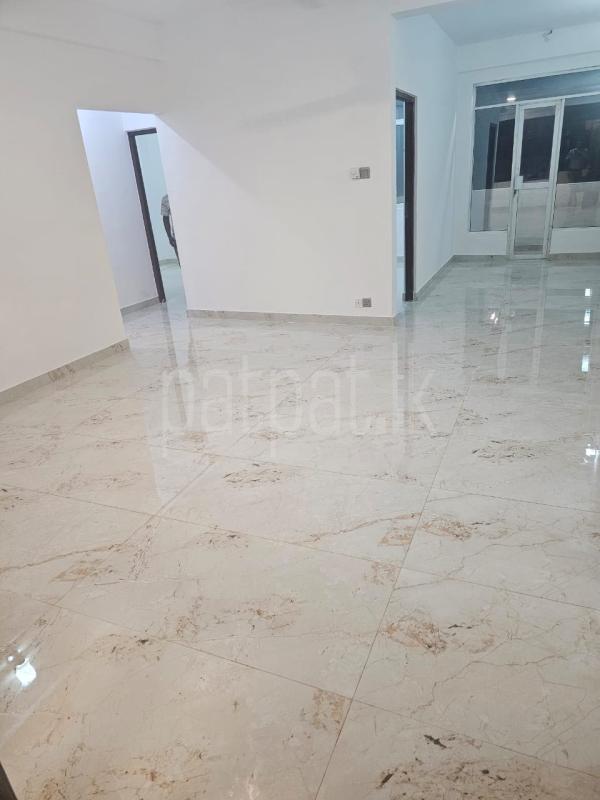 Unfurnished Apartment for Sale in Kollupitiya (Colombo 03)