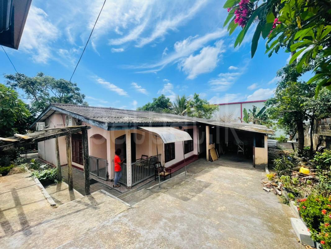 House for Sale in Wattala