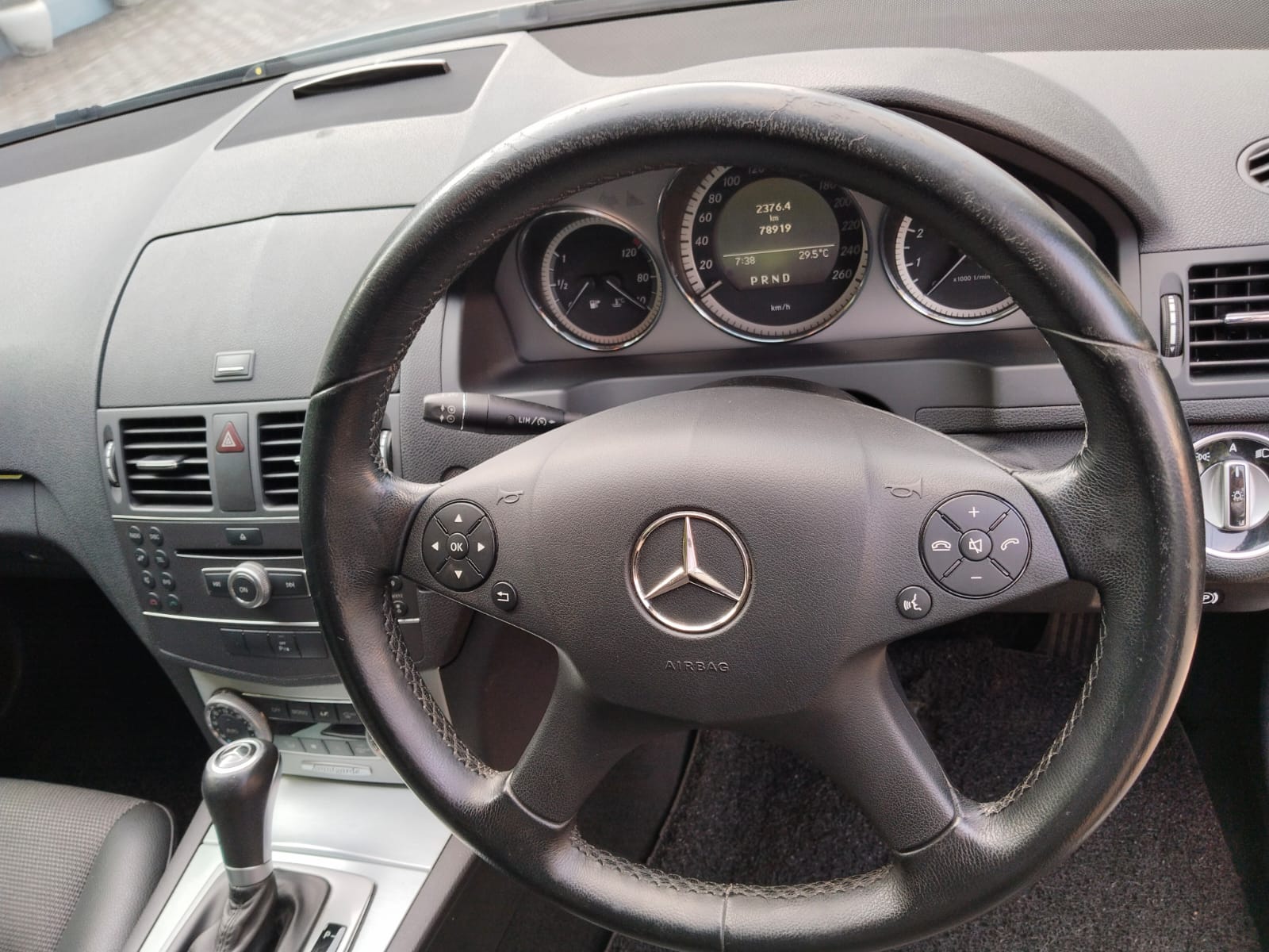 Mercedes Benz C Class 2010 - භාවිතා කරන ලද කාර් sale in Sri Lanka - patpat.lk