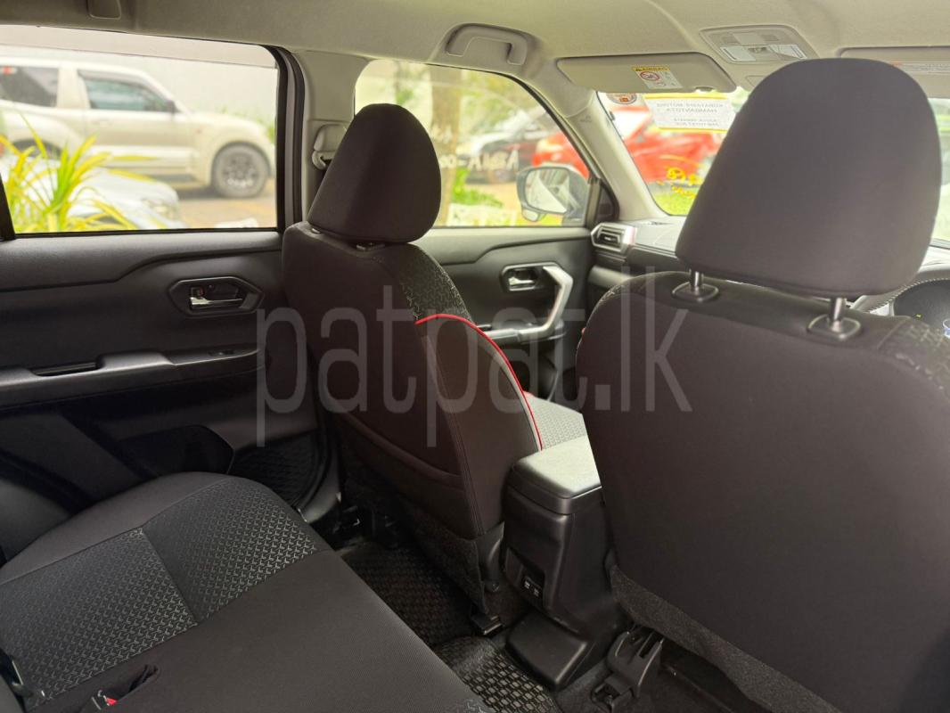 Advertisement image 6