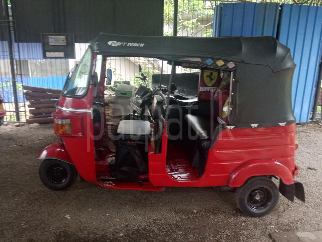 Bajaj Three Wheel 2010 - பயன்படுத்தப்பட்டது முச்சக்கர வண்டி sale in Sri Lanka - patpat.lk
